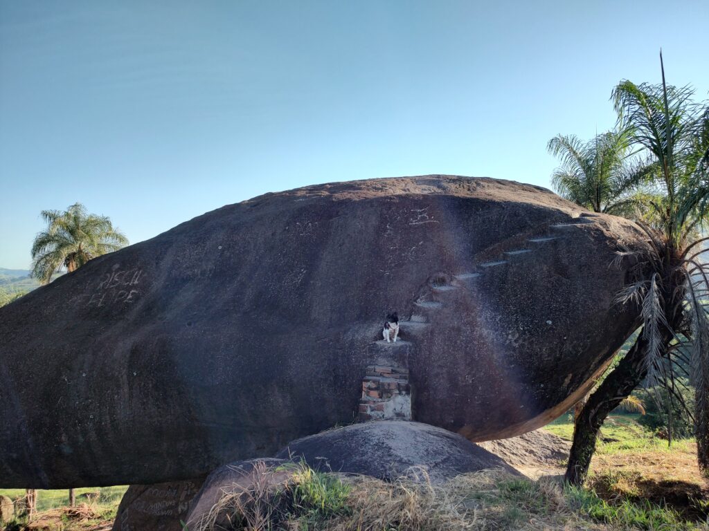 Pedra Balão • versão curta • km 2 do estradão, SJBV img 20230506 075359477 hdr