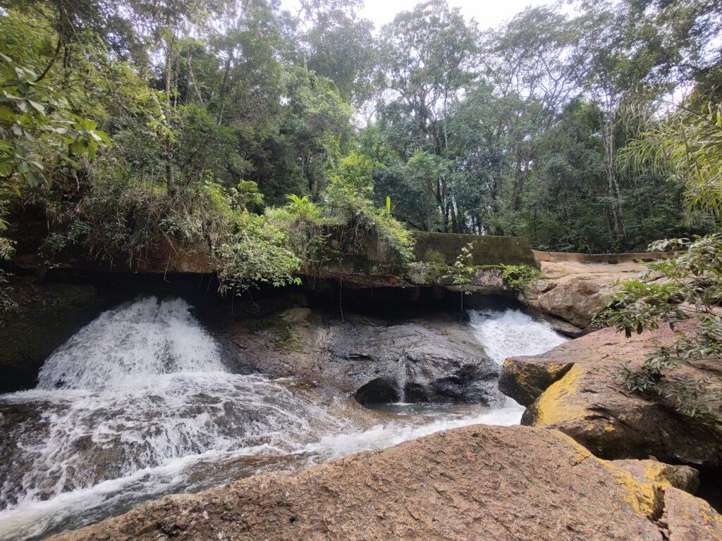 Waypoints 83 💦 cachoeira ponte de pedra